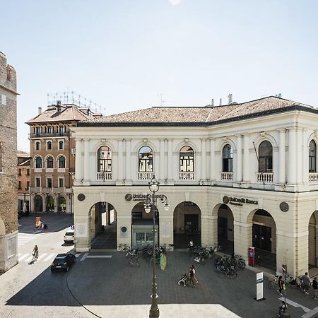 Myplace Piazza Dei Signori Apartments トレヴィーゾ エクステリア 写真