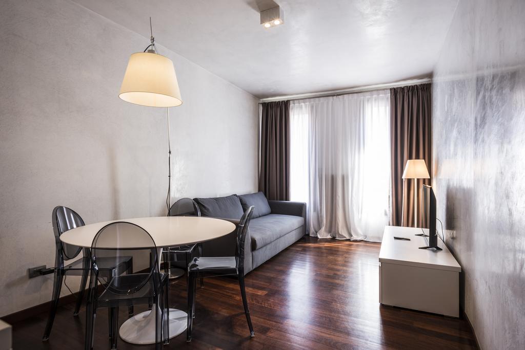 Myplace Piazza Dei Signori Apartments トレヴィーゾ エクステリア 写真