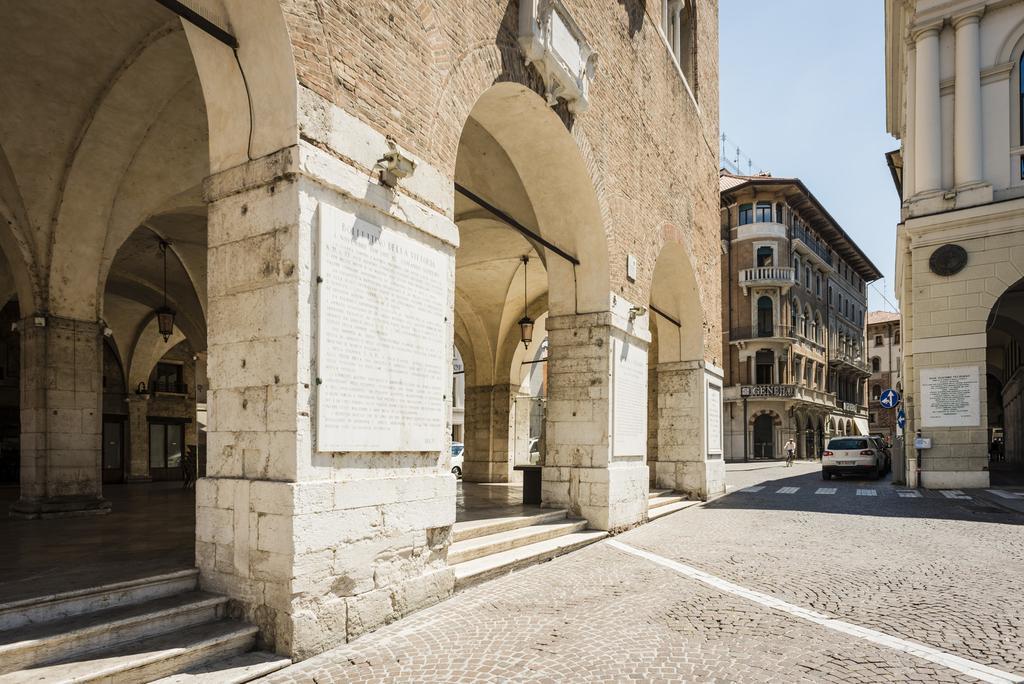Myplace Piazza Dei Signori Apartments トレヴィーゾ エクステリア 写真