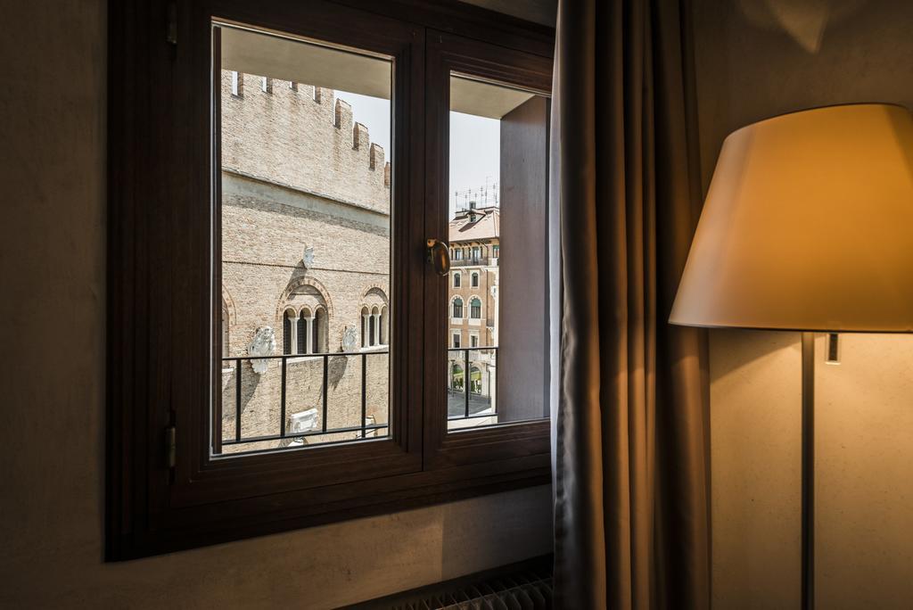 Myplace Piazza Dei Signori Apartments トレヴィーゾ エクステリア 写真