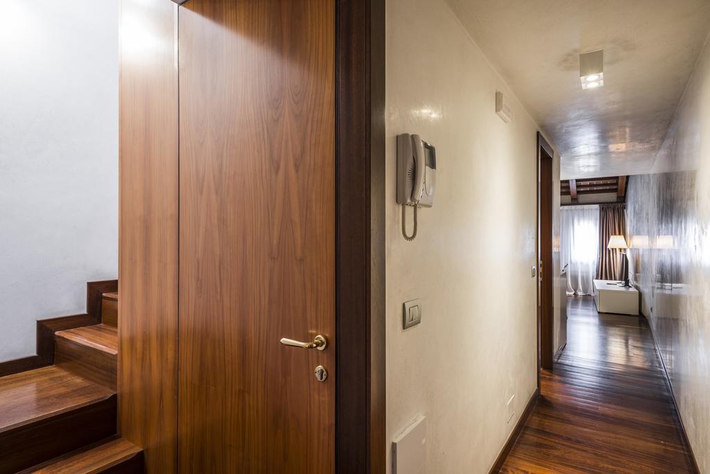 Myplace Piazza Dei Signori Apartments トレヴィーゾ エクステリア 写真